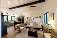 Cozy Loft Retreat with Lake Views and Access.