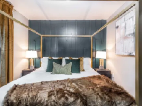 The Curated Chateau—Minutes from Louisville Hotels in Floyd County