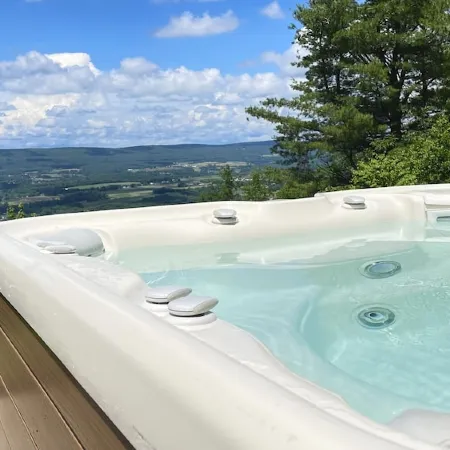 Sugarloaf Summit - Breathtaking views of the valley below. Ski, Knoebels & more