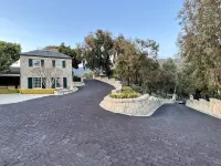 Luxury 2 story 2 bedroom Ocean and Mountain views home Summerland