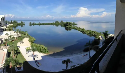 LUXURY WEST FACING CONDO -  STUNNING VIEWS AND BOAT DOCK!!!
