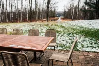 FallWater - 5BR Lakehouse, WtrFrnt, Ht Tub, F/pit. Close to Ski and Golf!