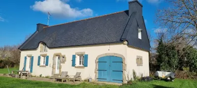 Superb renovated villa in Kerdalé with large garden - 400m from the beach Hôtels à proximité de : Chapelle Notre-Dame de Kerven