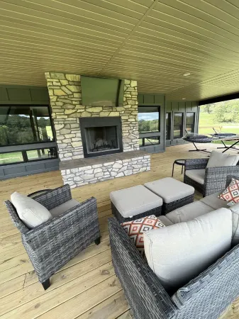 Kings River Landing House Отели в г. Carroll County