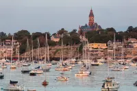 ♥ Historic Studio Minutes to Salem+Beaches Old Town Marblehead Private Parking ♥