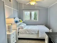 The Boathouse4 Bed 2 1/2 Bath Lake Home