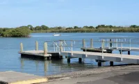 Snowbird Special-Large Comfy Stay Pets Welcome w/Parking Trailers/Bikes/Boats - Homestays