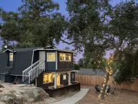 New Uber to Wineries/Weddings Pups + Putting + Bocce Hotels in Rainbow