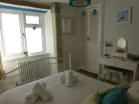Cosy, Traditional & Close to Everything
