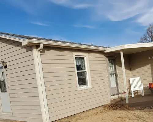 Make this house your HOME away from home Hotels in Meade