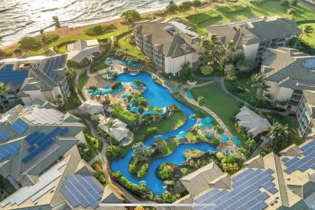 A BEAUTIFUL OCEAN FRONT RESORT CONDO!