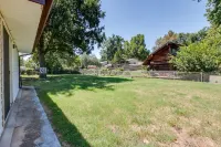 Spacious & Cozy Retreat Near OU – Perfect for Your Stay in Norman Hotels near Sam's Club