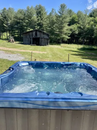 Near Grayson Highlands Hot Tub & Creekside Fun