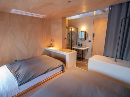 Apartments by Bed and Craft Отели рядом со станцией JR Etchu-Yamada station