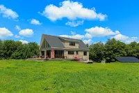 SOL® Catskills Mnt view, Sauna, Hot Tub, Fire Pit, Min to Plattekill & Belleayre