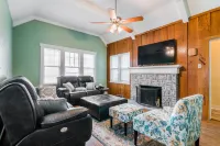 Walk To Aggieville from Brick Cottage with Man Cave, Shuffle Board, Back Yard