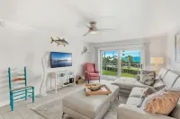 ⛱️ BEACHFRONT CONDO