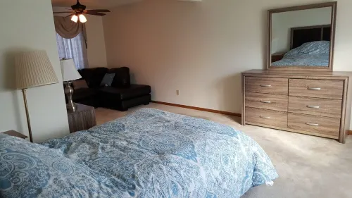 Beautiful comfy five bedroom home sleeps 11+