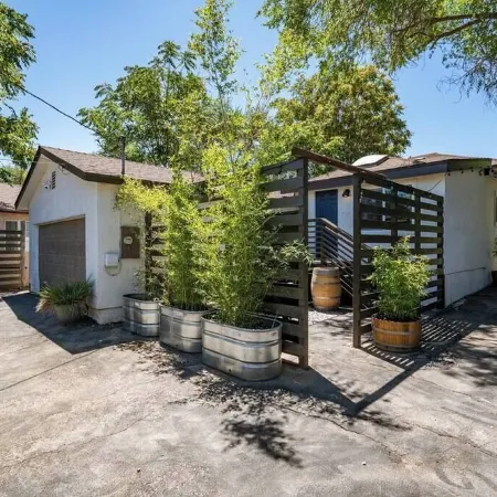 Newly Renovated, King Suite, Downtown Paso Robles