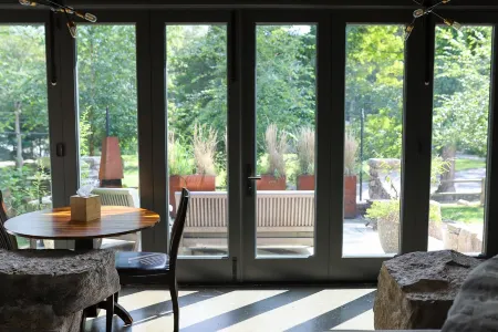 StedleyCreek! One bed-room apartment in the Stoney Creek area of  Branford, CT.