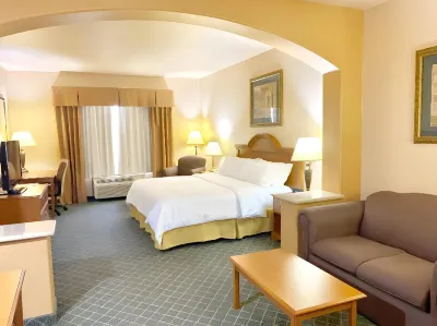 Holiday Inn Express & Suites Alice Hotels in Alice
