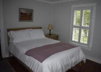 Home in Hendersonville's Historic Lennox Park close to many fun activities.