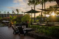 Pacific 19 Kona Hotels near Honokohau Marina & Small Boat Harbor