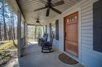 The Lodge at Twin Creek, Rate Reduced Hotels in Center Township