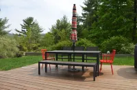 Stunning home with pool, spa, mountain views, sleeps up to 10, walk to Woodstock