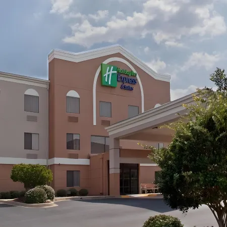 Holiday Inn Express & Suites GREENVILLE AIRPORT by IHG