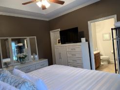 Tuscaloosa Clean, Safe & Stylish House, Minutes from UA and Downtown