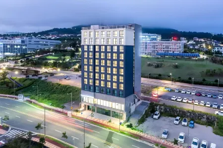 Jeju Pureun Hotel