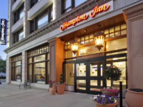 Hampton Inn Kansas City/Downtown/Financial District Hotels near Arabia Steamboat Museum