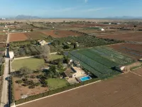 SON MARCH I - Fantastic villa in Sa Pobla with private pool and Free Wifi Hotels in Sa Pobla