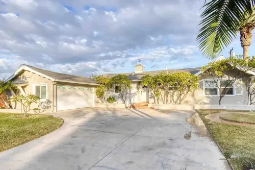 Luxury Modern Retreat! Close to Disney!