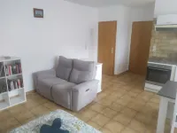 SPACIOUS, BRIGHT, BRAND-NEW STUDIO OVERLOOKING VINEYARDS AND HILLSIDES. Hotels in Guebwiller