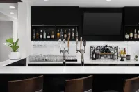 Holiday Inn OTTAWA EAST by IHG - Baarit