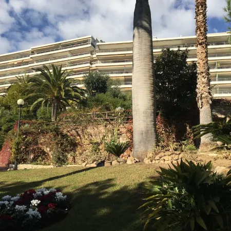 SUPER CANNES / GOLFE JUAN LUXURY APARTMENT SEA IMPRENABLE SEA. PRIVATE FLOOR