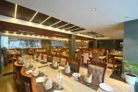 Hotel Ravine Palace Hotels in Lansdowne