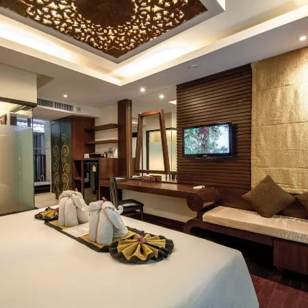 Peach Hill Hotel & Resort Отели рядом с достопримечательностью «Пляж Ката»