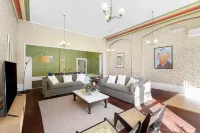 Fitzroy Private Rooms - 132 Nicholson Homestay Hotels in Carlton
