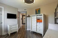Sea Haven by Avantstay Modern Condo Near Beach