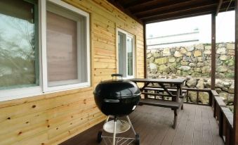 Gotjawal Geomunoreum Pension