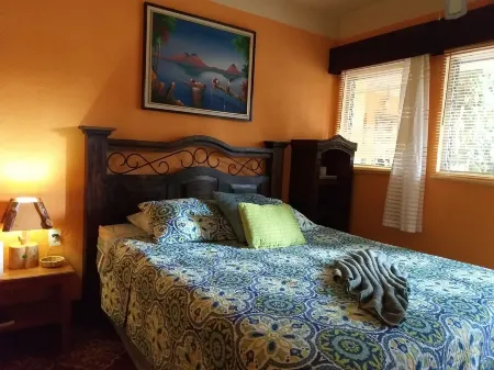 Hospedaje El Viajero Отели рядом с достопримечательностью «Porta Hotel del Lago»