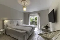 Visithomes Faroe Islands Hotels in Leirvik