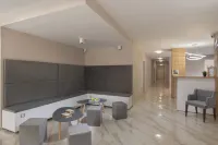 Marina Beach Apartments