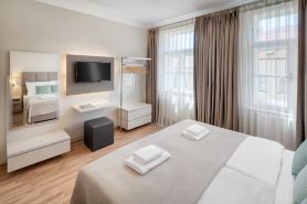 Louren Apartments