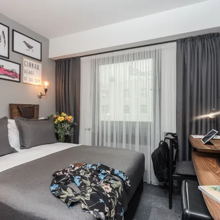 Hotel Cinnah
