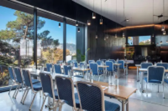 Golden Tulip Design Tbilisi