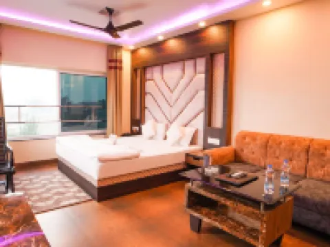 ชาวร์เบนกอลบีชรีสอร์ท โรงแรมในมณฑรมุณี